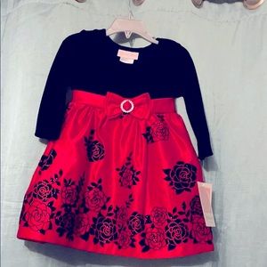 Gorgeous formal dress size 18m toddler girls NWT